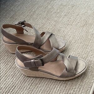 Eileen Fisher Women's Beckon Wedge Sandals - Taupe